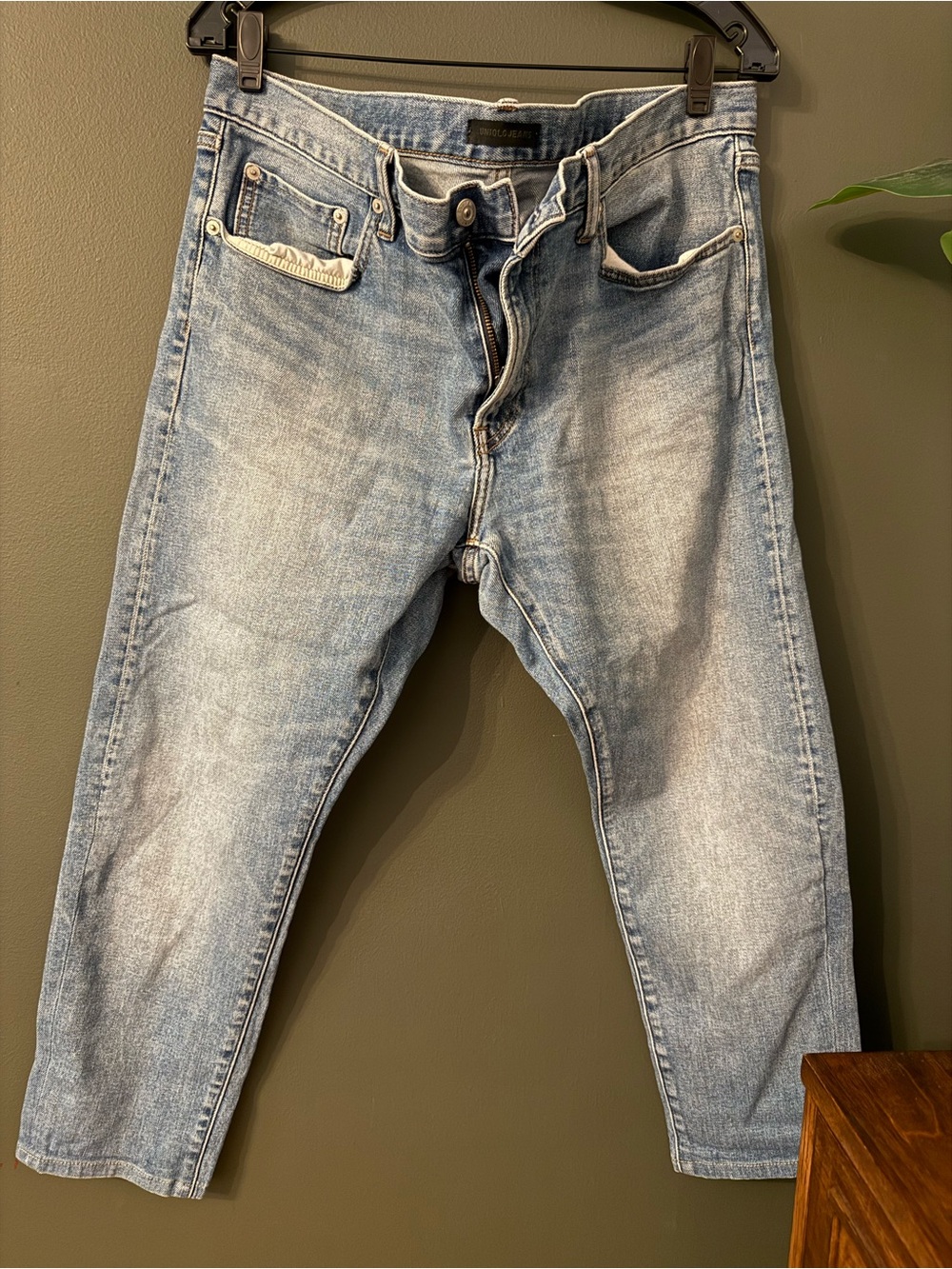 Uniqlo Jeans Faded Light Blue Relaxed Straight Men's Jeans